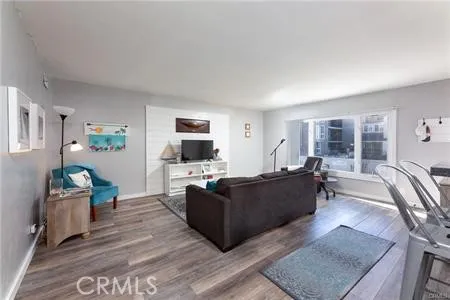 12 3rd Place, Long Beach, California 90802 home-pic-5